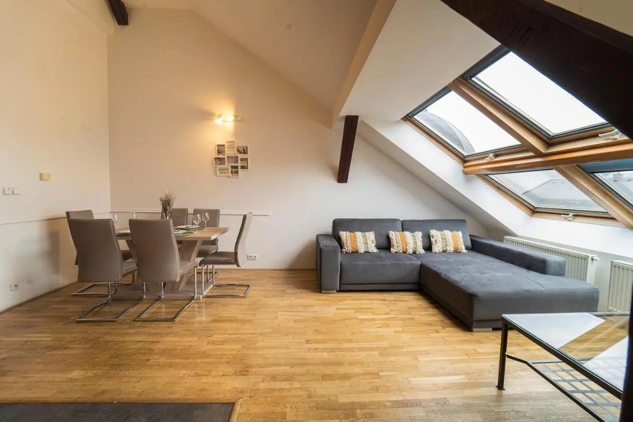Free Parking- Cozy Apartment In Historical Building Center 布拉格